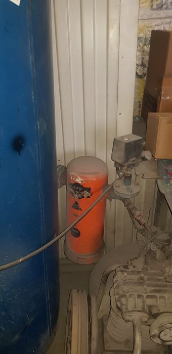 Продам компрессор для с.т.о и шиномантажа