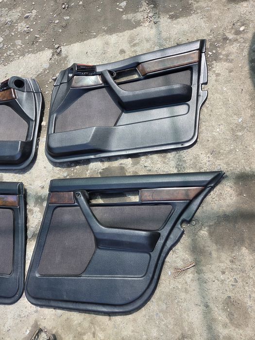 Обшивки комплект на BMW e34 рест