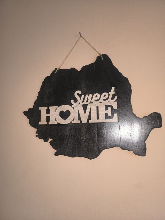 Decorațiune din lemn