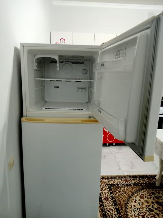 Продам холодильник