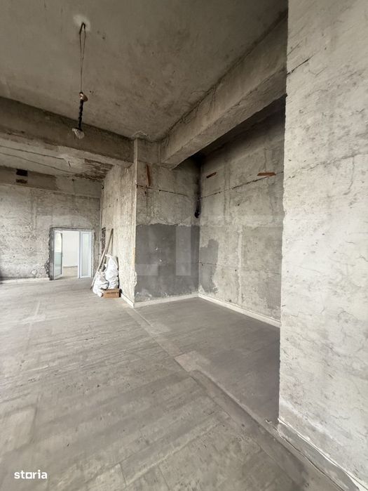 Spatiu comercial de inchiriat – Targoviste | terasa generoasa