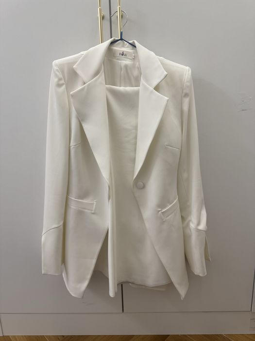 Костюм с брюками