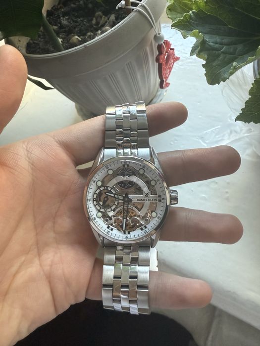 Продам часы механичекские Daniel Klein!