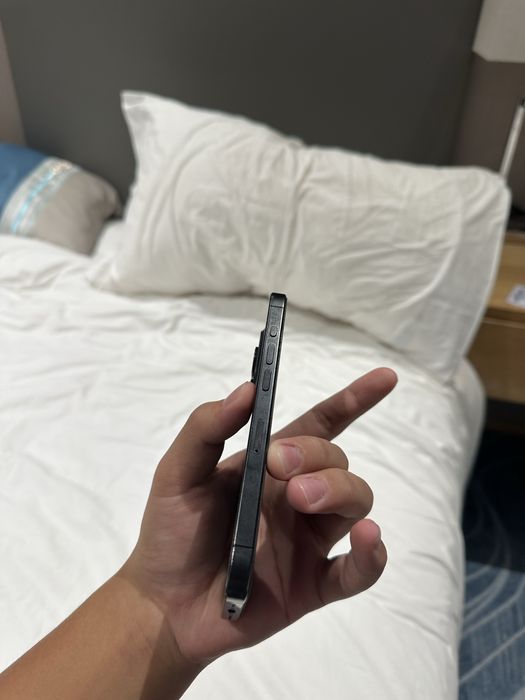 Iphone 15 pro 128gb 79акб