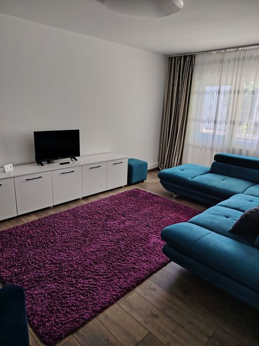Vand apartament 3 camere