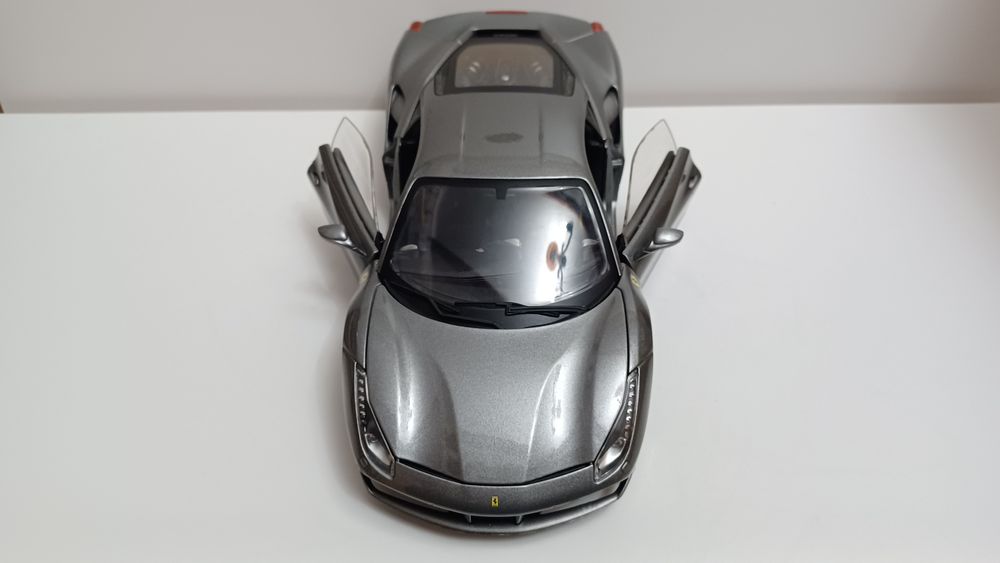 Machetă  Ferrari  488  , 1  18