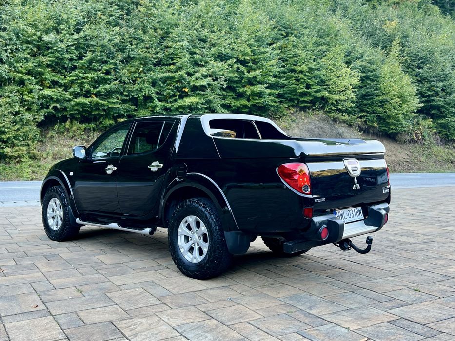 Mitsubishi L200 pickup 2.5 diesel 178cp autoutilitara
