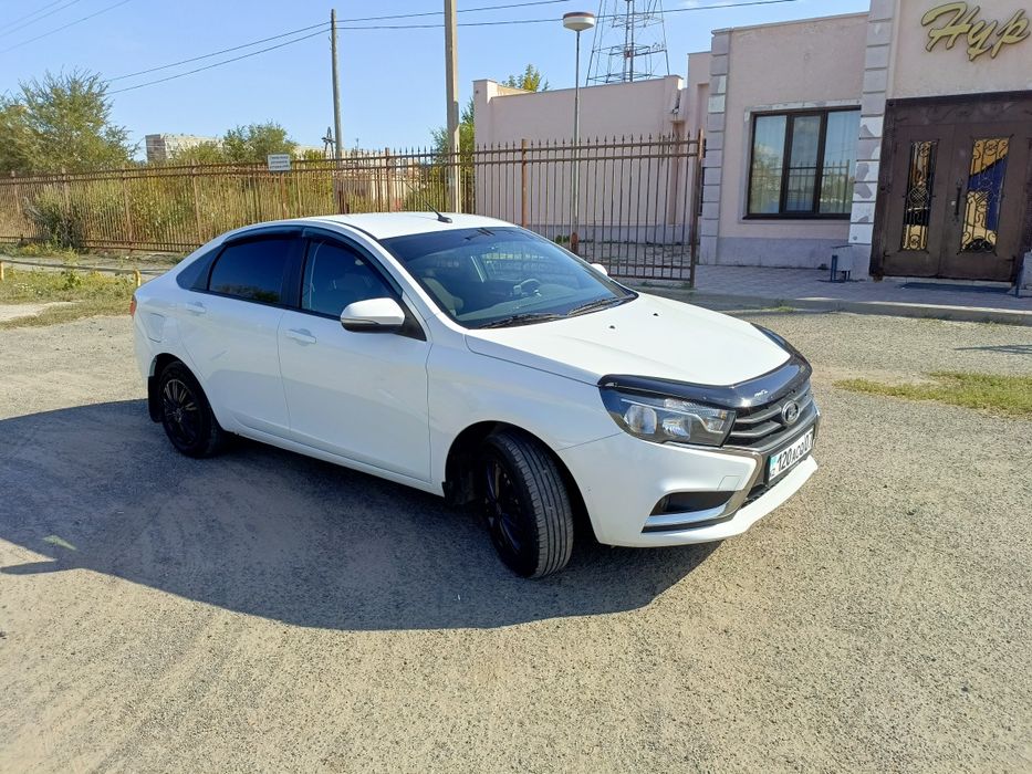Продам ладу Весту