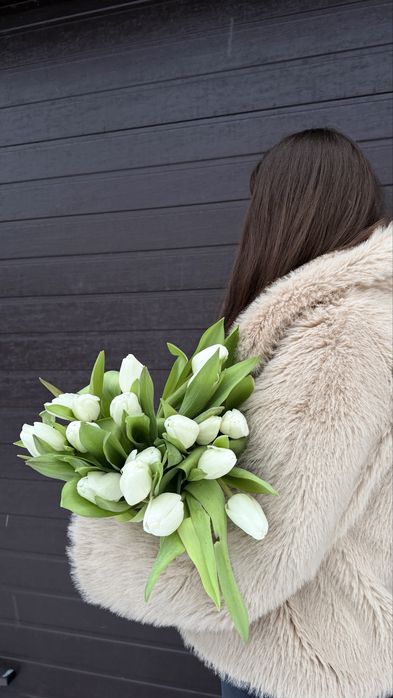 Тюльпаны предзаказ на 8е марта