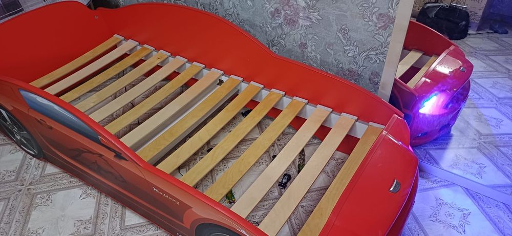 Кровать- машинка