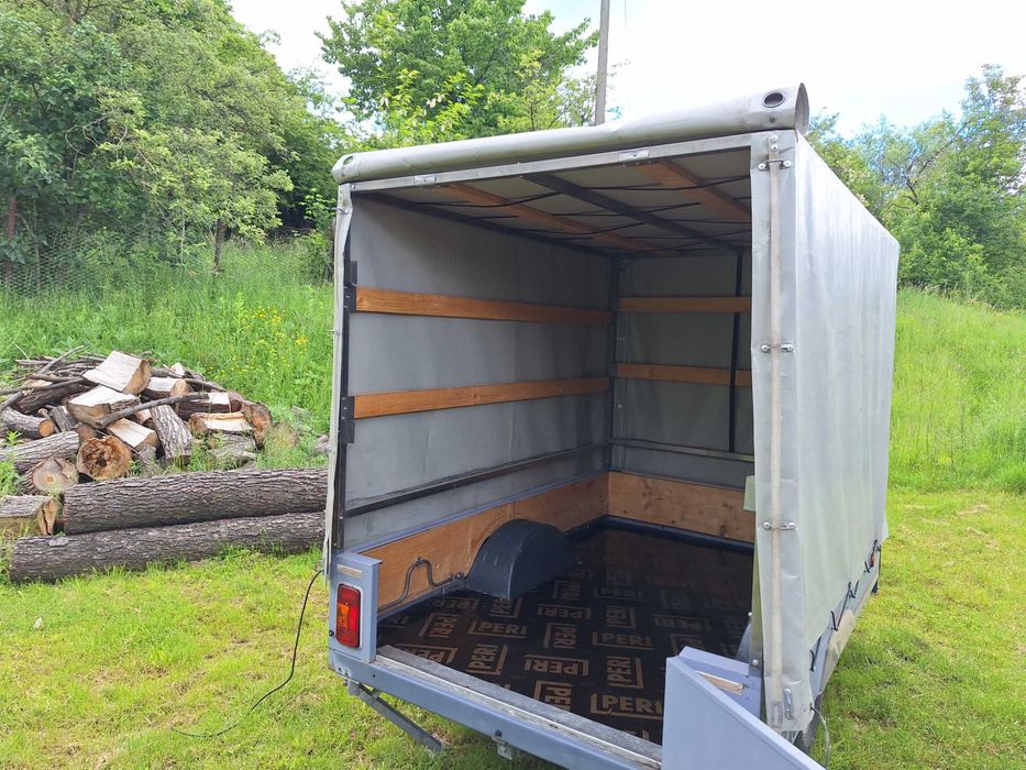 Remorca cort pentru pescuit