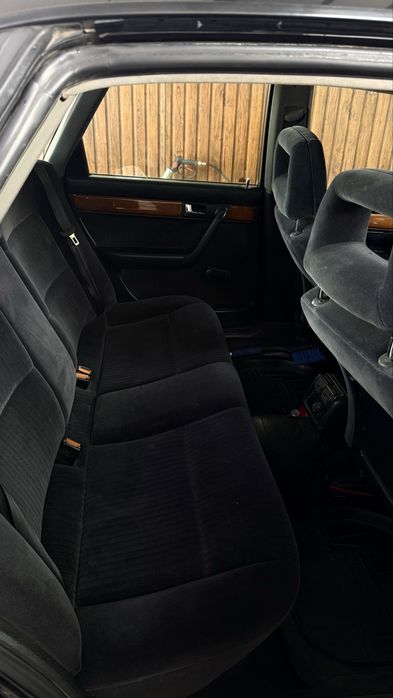 Продам Audi 100 с4