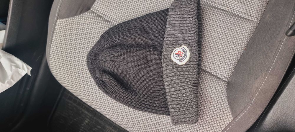 Căciuli ,fesuri bennie Fortnite, Converse , etc original, nou,