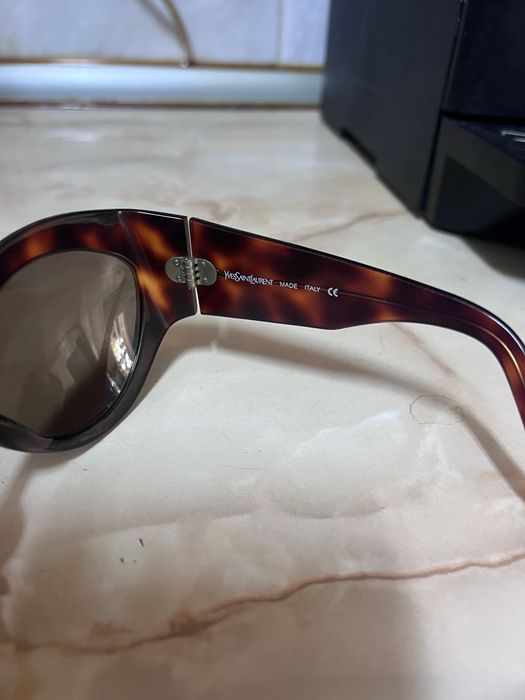 Ochelari de soare Yves Saint Laurent