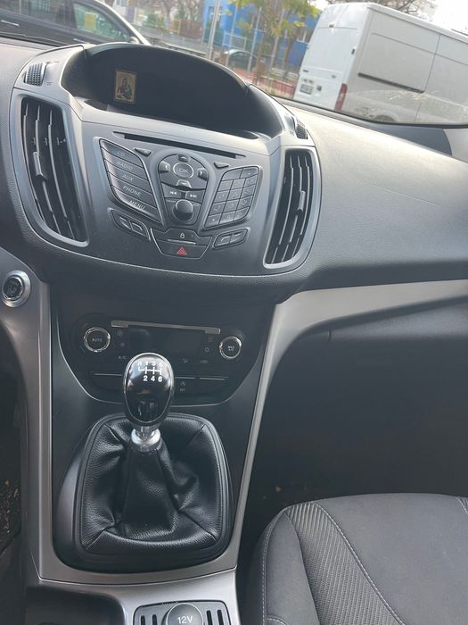 Ford KUGA 2016 година