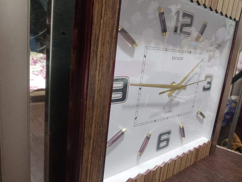 Часы настенные HZXZB