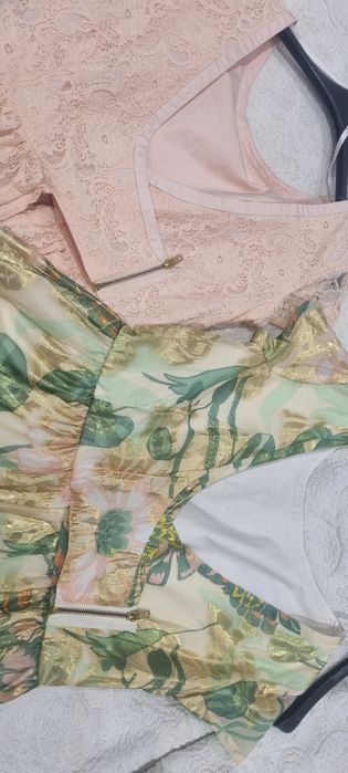 Rochii(preț 2buc.)H&M deosebite