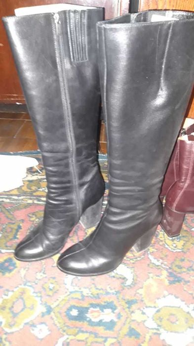 Женские кожаные сапоги и полусапожки