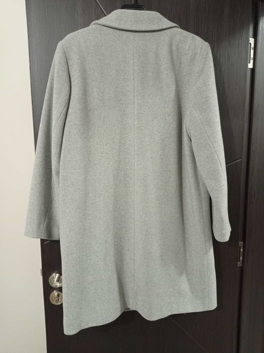 Сиво палто Grey Flanell