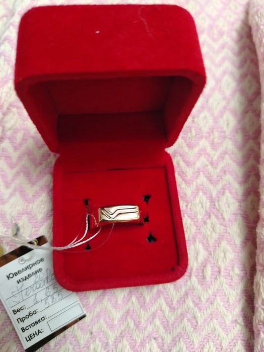 Продам печатку золото