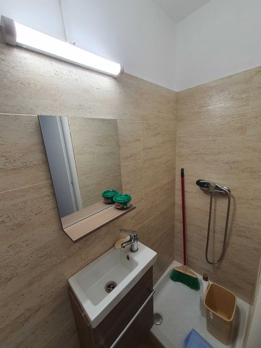 Garsonieră mobilată, renovată, 10 mp Târgu Jiu, Al Nicolae Titulescu