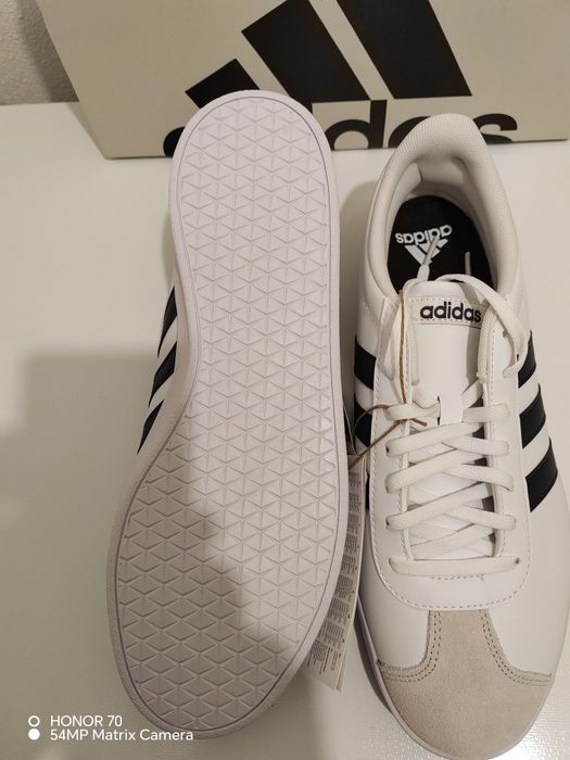 Adidas vl court base