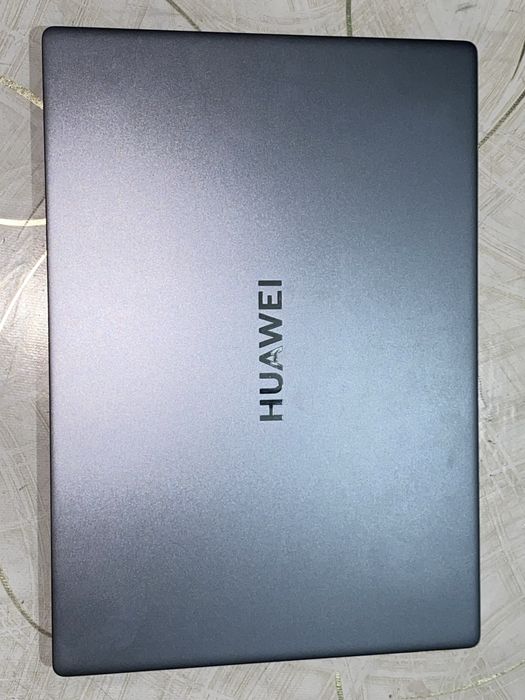 Huawei MateBook D16