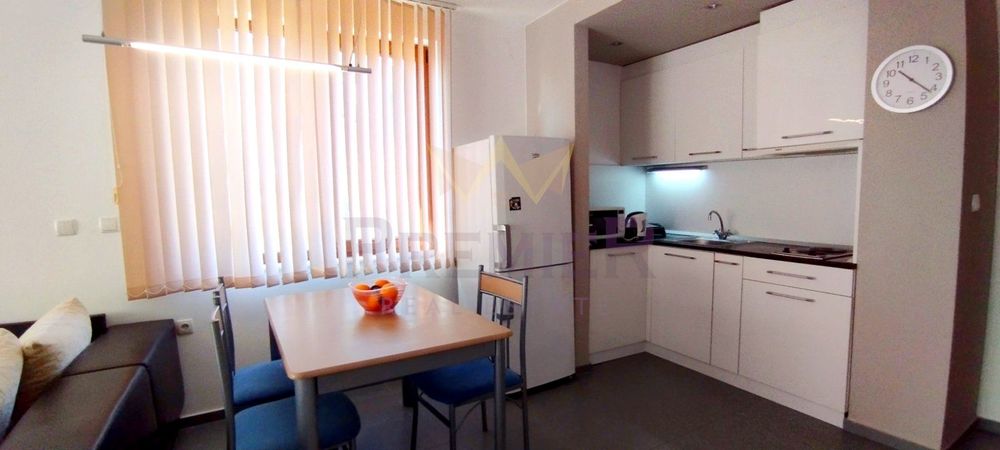 Продава се Двустаен апартамент в Созопол - 60 кв.м за 1582 €/кв.м - Снимка #2