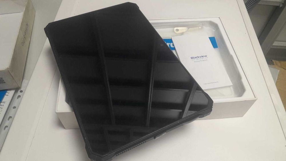 Планшет Active 8 PRO номер лота 853413