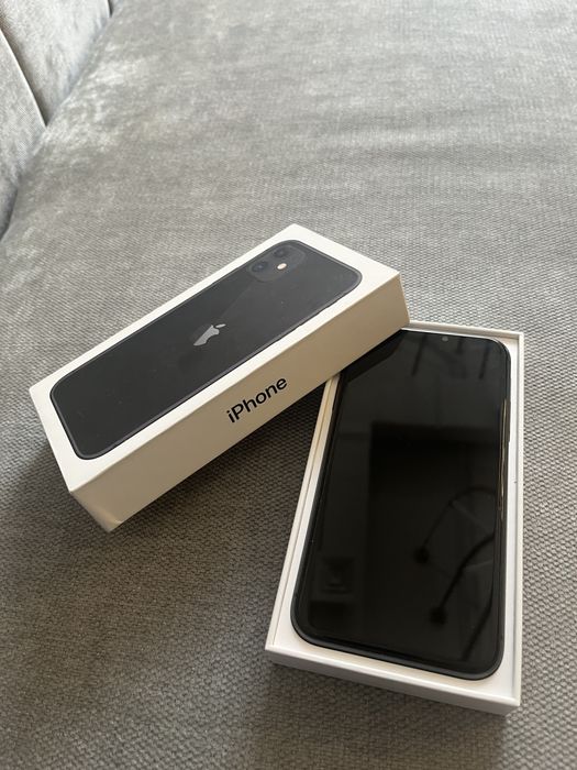 iPhone 11 в хорошем состоянии