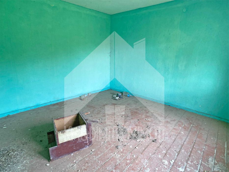 Продава се Къща в Нови пазар - 90 кв.м за 102 €/кв.м - Снимка #12