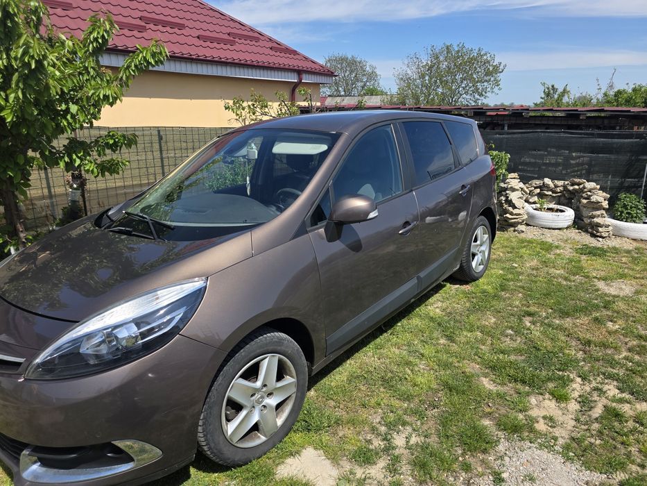 Renault grand scenic 2012.1.5 dci