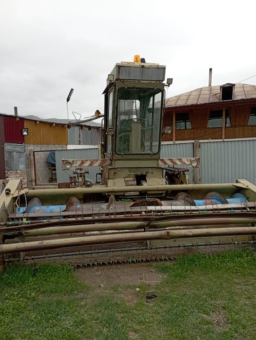 Самоходная косилка