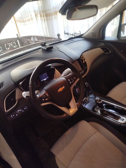 Трекер 1 сотилади срочно