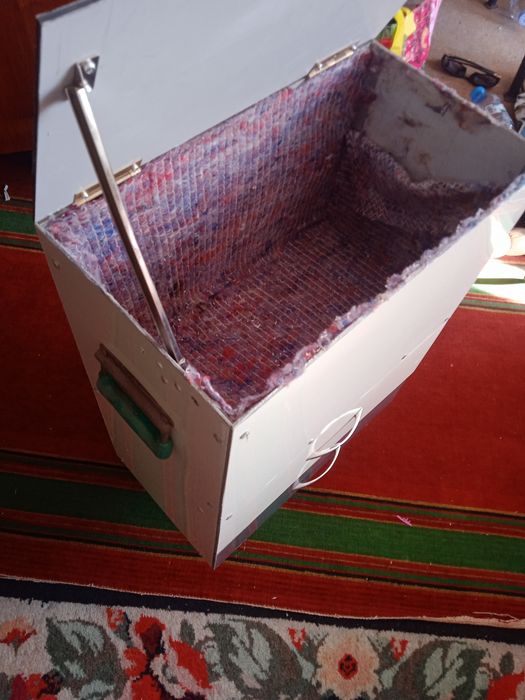 тележка для инструментов и бытовых принадлежностей