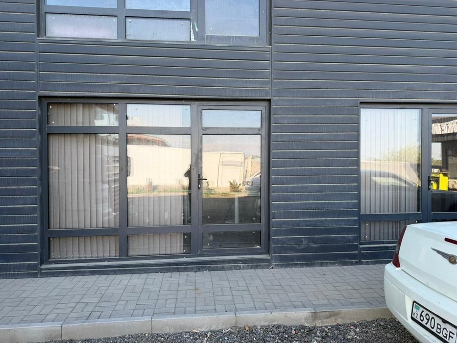 Сдам помещение под магазин , офис !