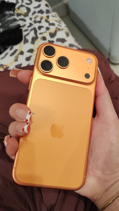 Продам iphone 17 pro max