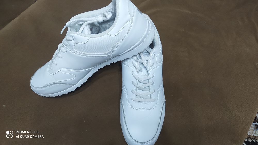 Кроссовки Kajila, размер 46.