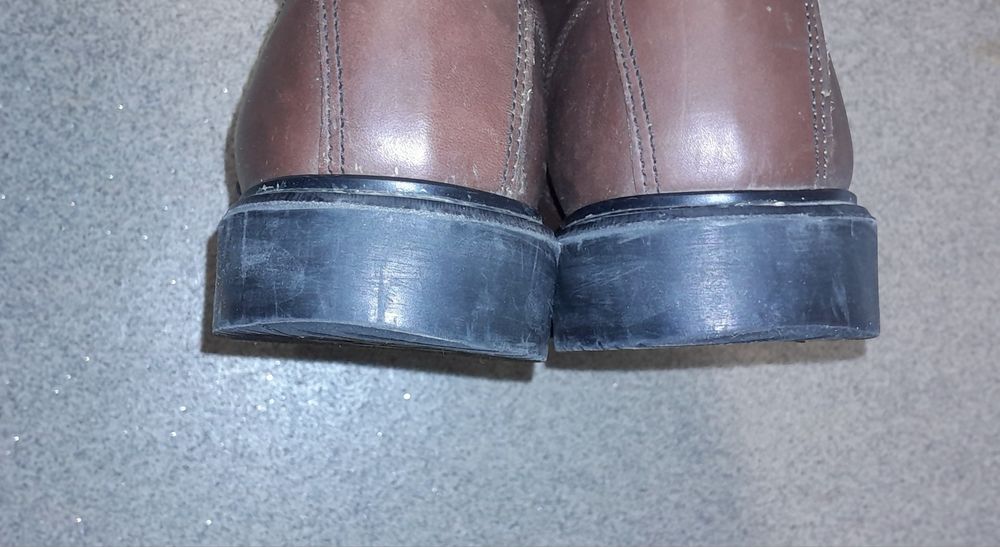 Тшо Ботинка 43размер.