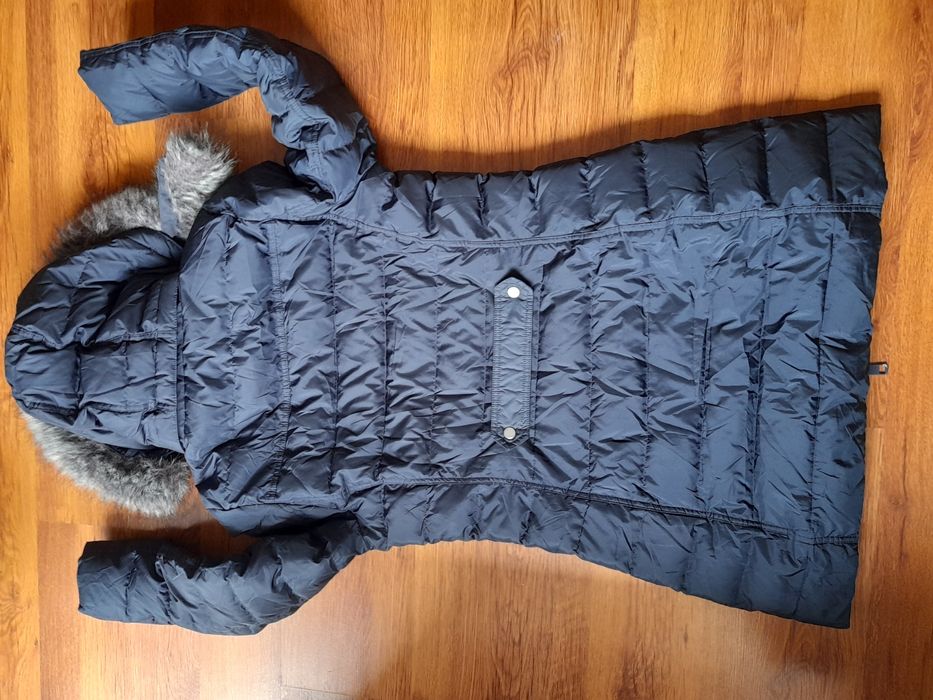 Tommy Hilfiger дамско зимно яке L размер.