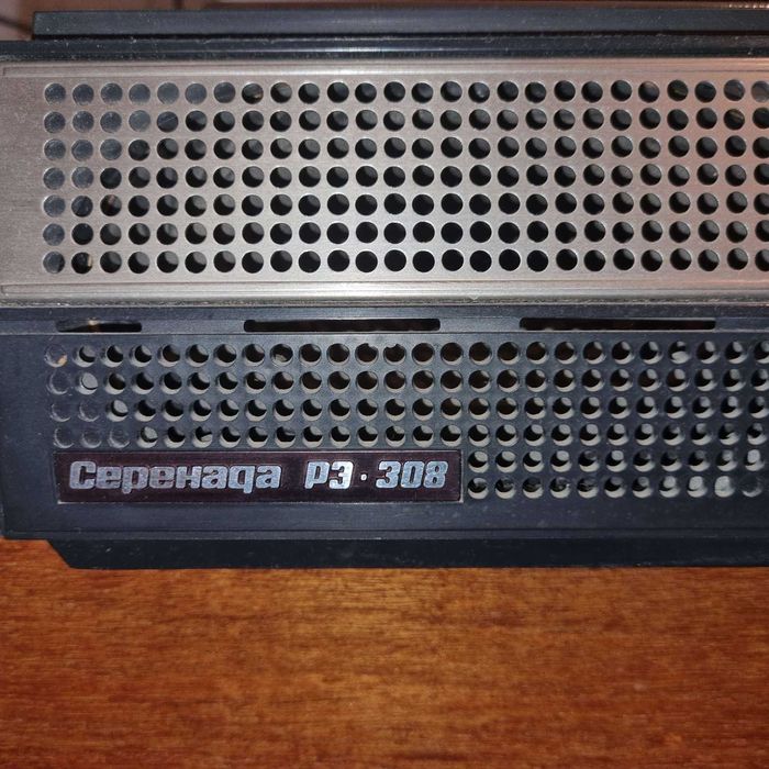 радиола "Серенада РЭ-308" - Проигрыватель пластинок