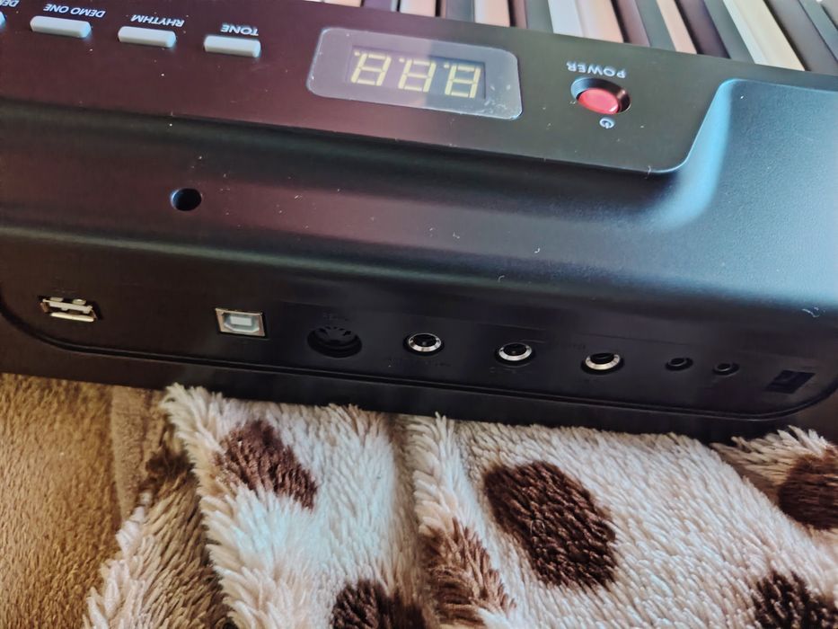 Orga / pian portabil incorporat cu bluetooth