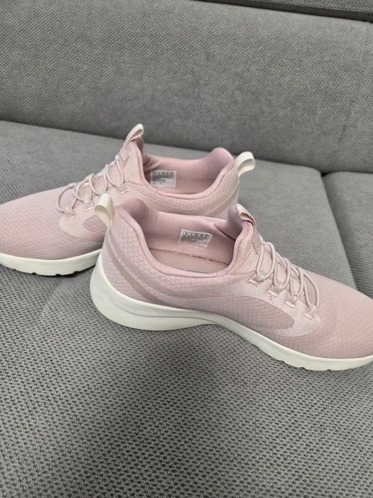 Маратонки Skechers