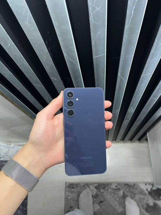 Samsung A55 5g  состояние 8/10 .интересует обмен!