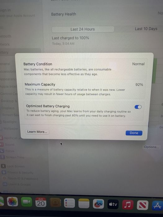 MacBook Air M2 13.6” 16 / 256 - Перфектни