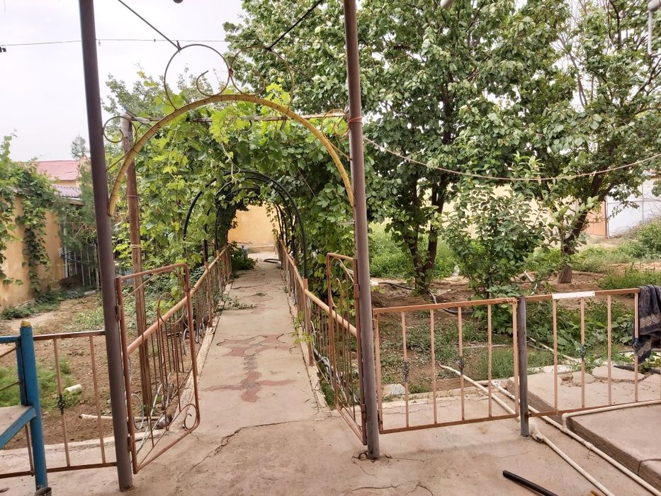 Коттедж сотилади