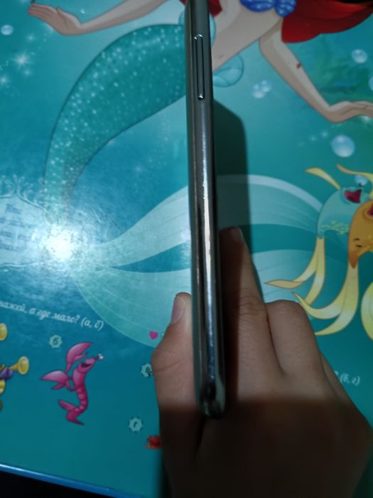 Телефон samsung galaxy j2