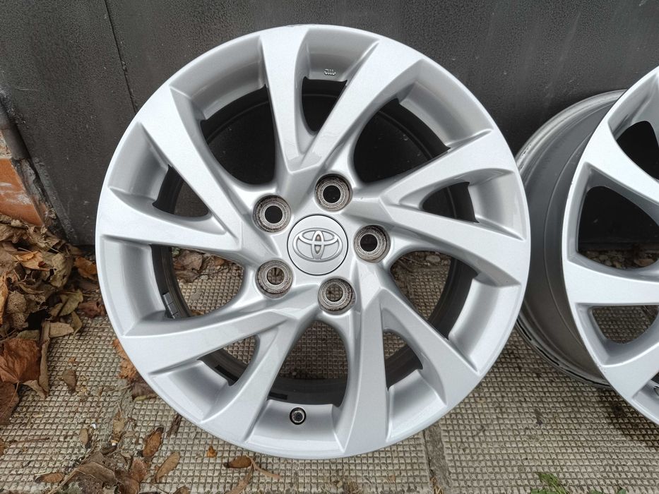 ОРИГИНАЛНИ джанти 16 '' цола 5x114,3 TOYOTA AURIS / Тойота 60,1 ET45