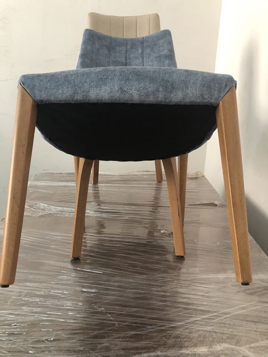 Стол и стульчик для гостиной