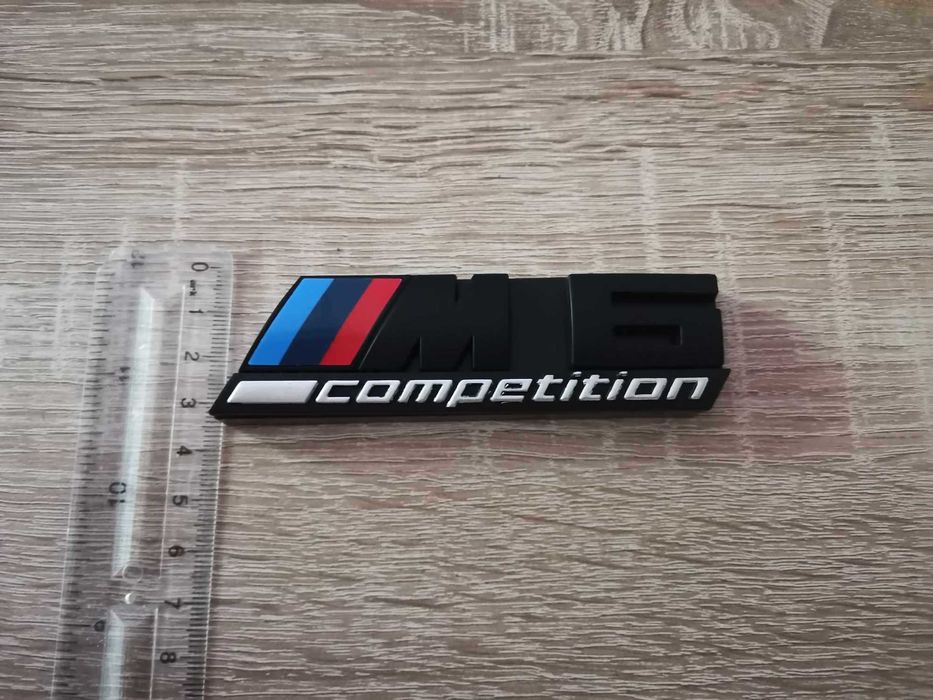 Предна решетка черна емблема BMW M6 Competition
